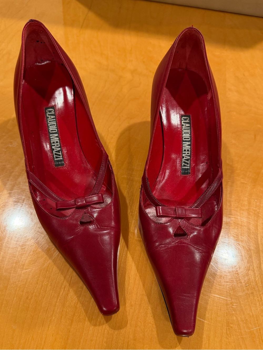 Red Pointed Toe Women’s Pumps